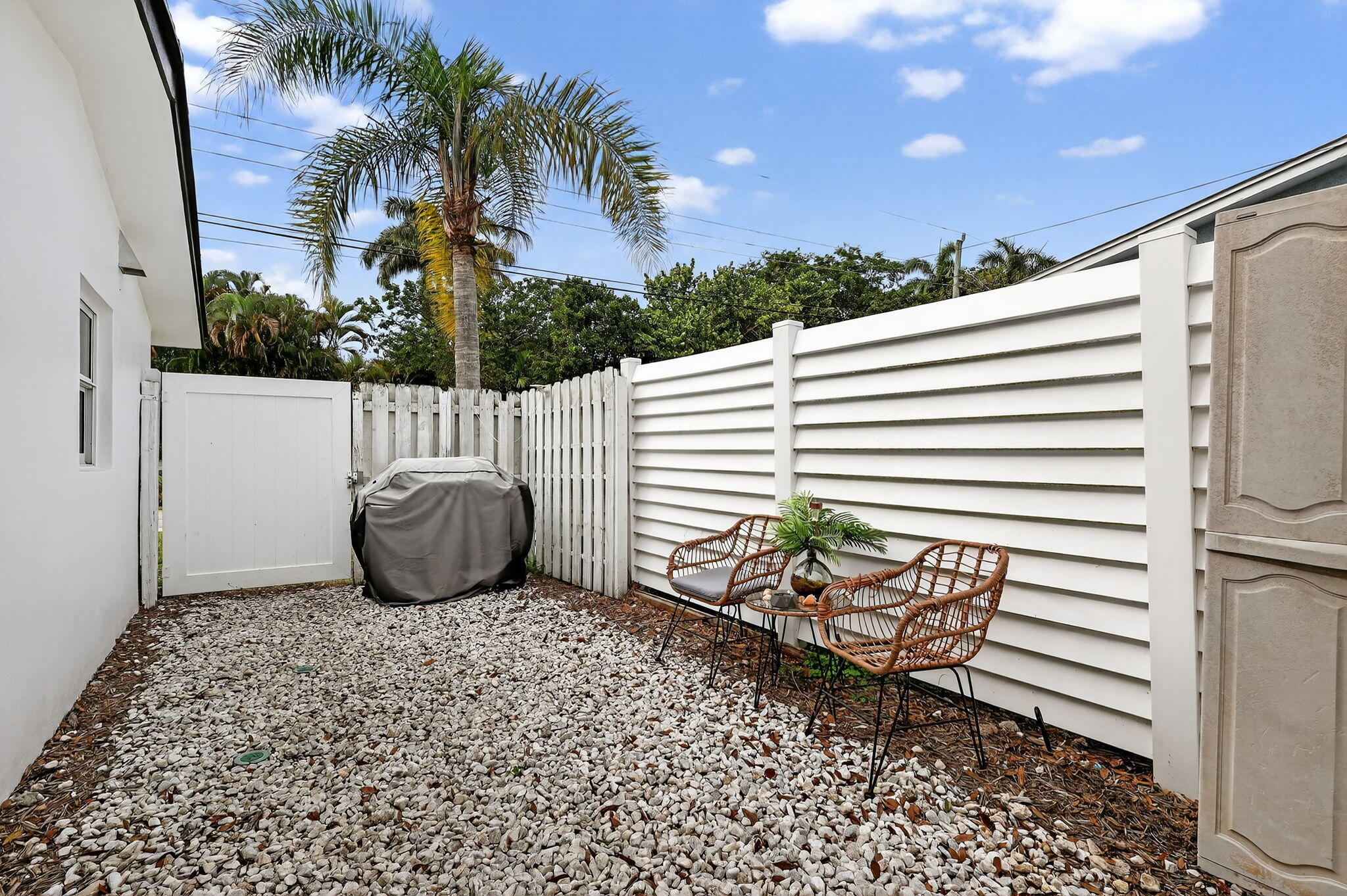 4540 SW 28th, Dania Beach FL 33312