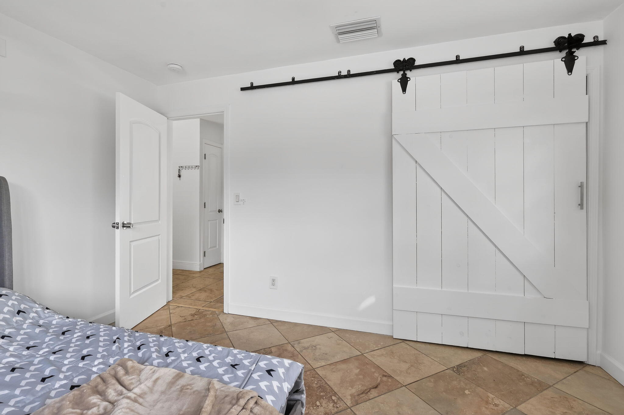 4540 SW 28th, Dania Beach FL 33312