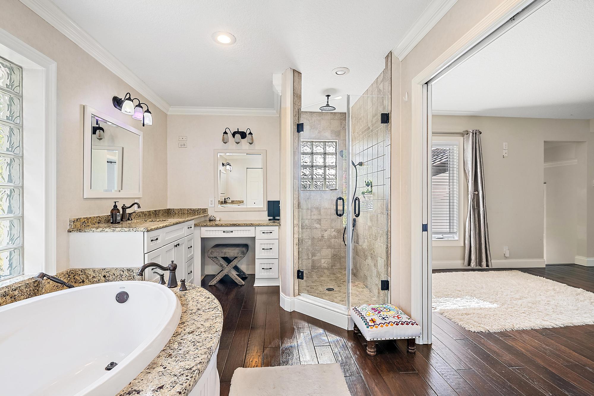 542 N Cypress, Tequesta FL 33469