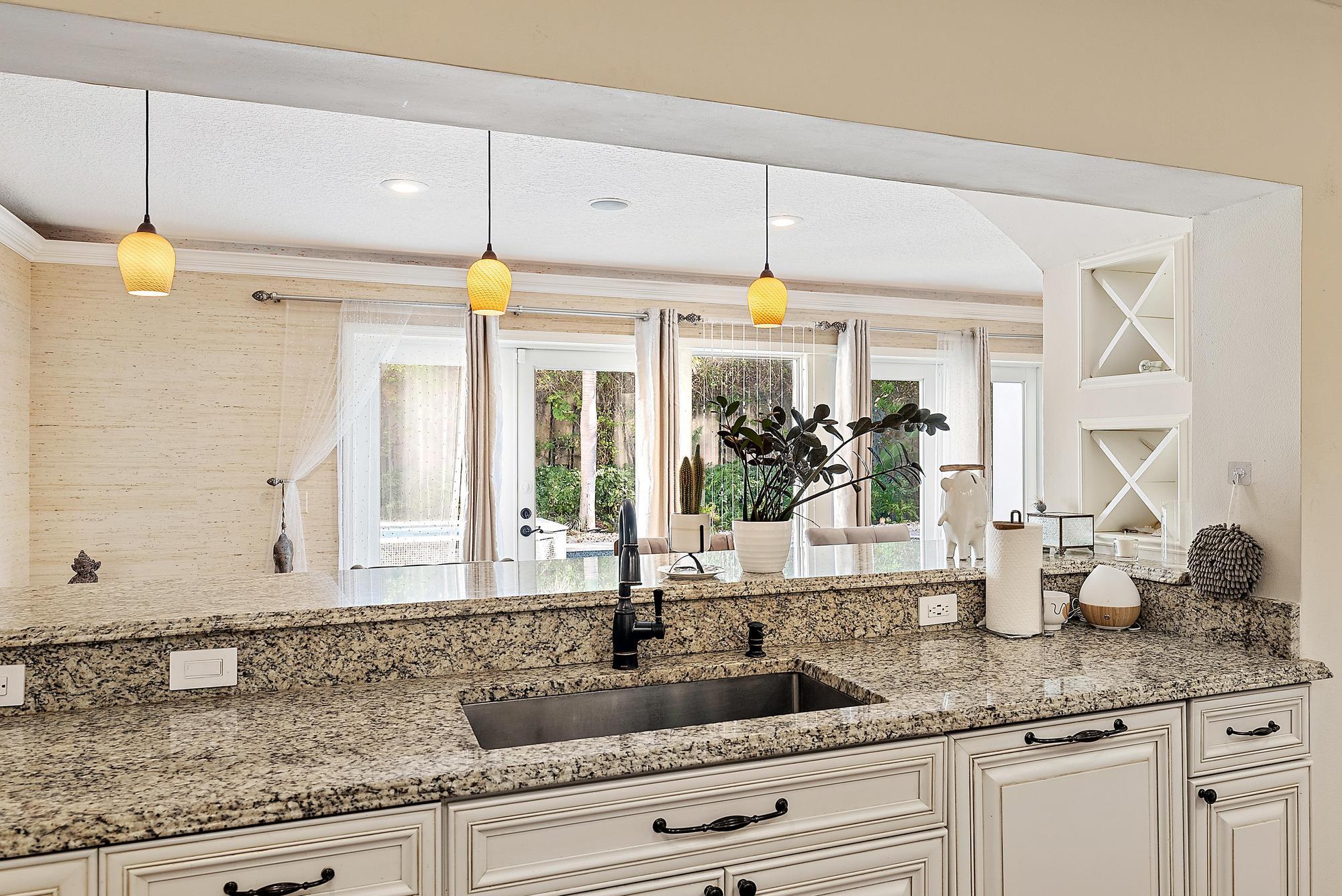 542 N Cypress, Tequesta FL 33469