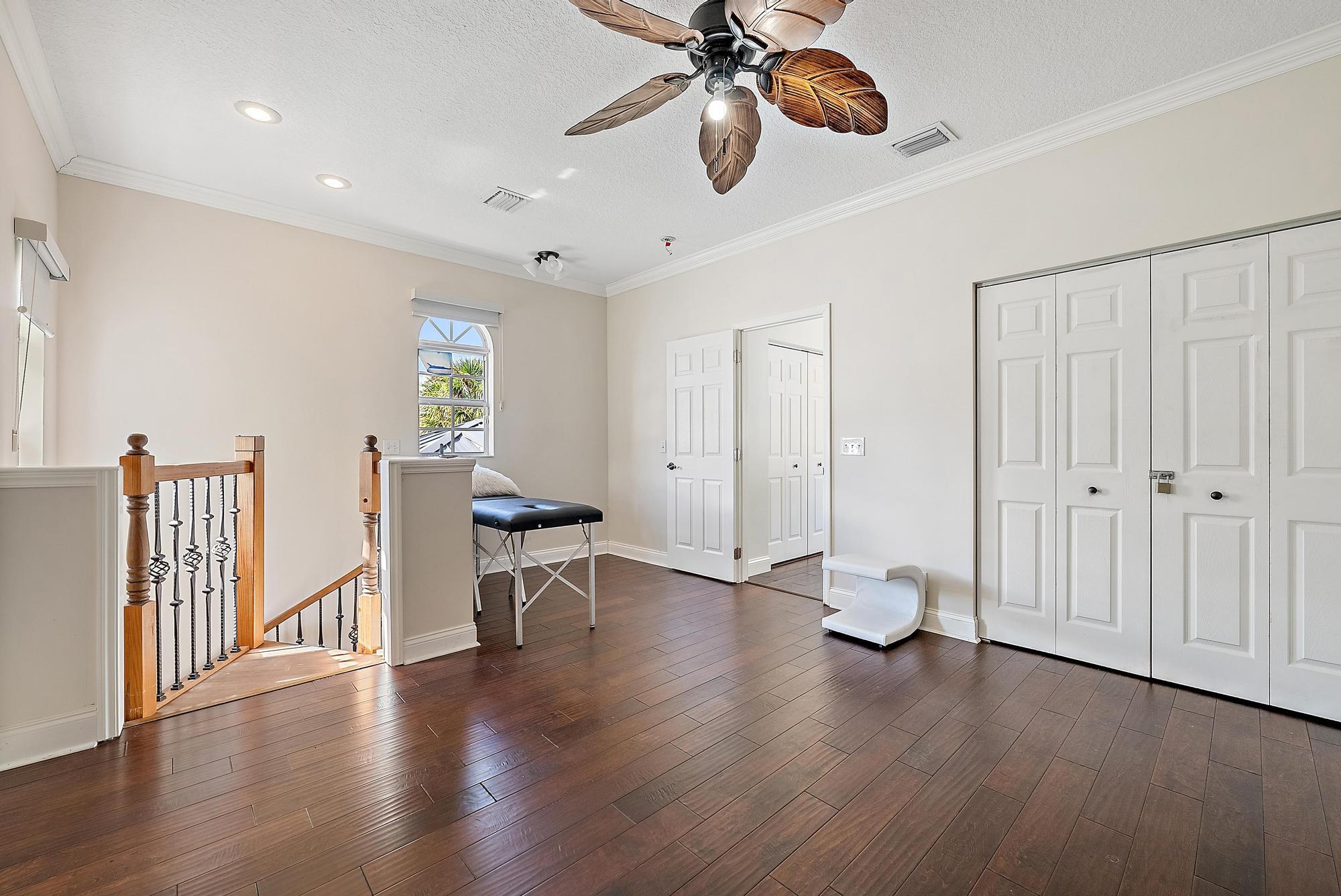 542 N Cypress, Tequesta FL 33469