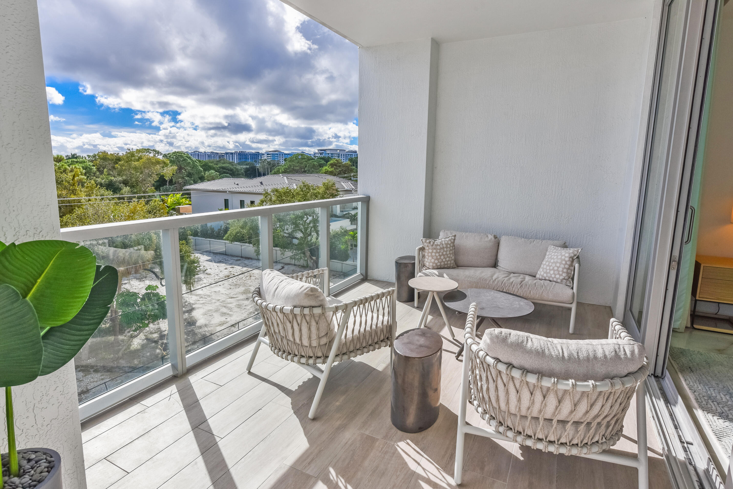 485 E Royal Palm #403, Boca Raton FL 33432