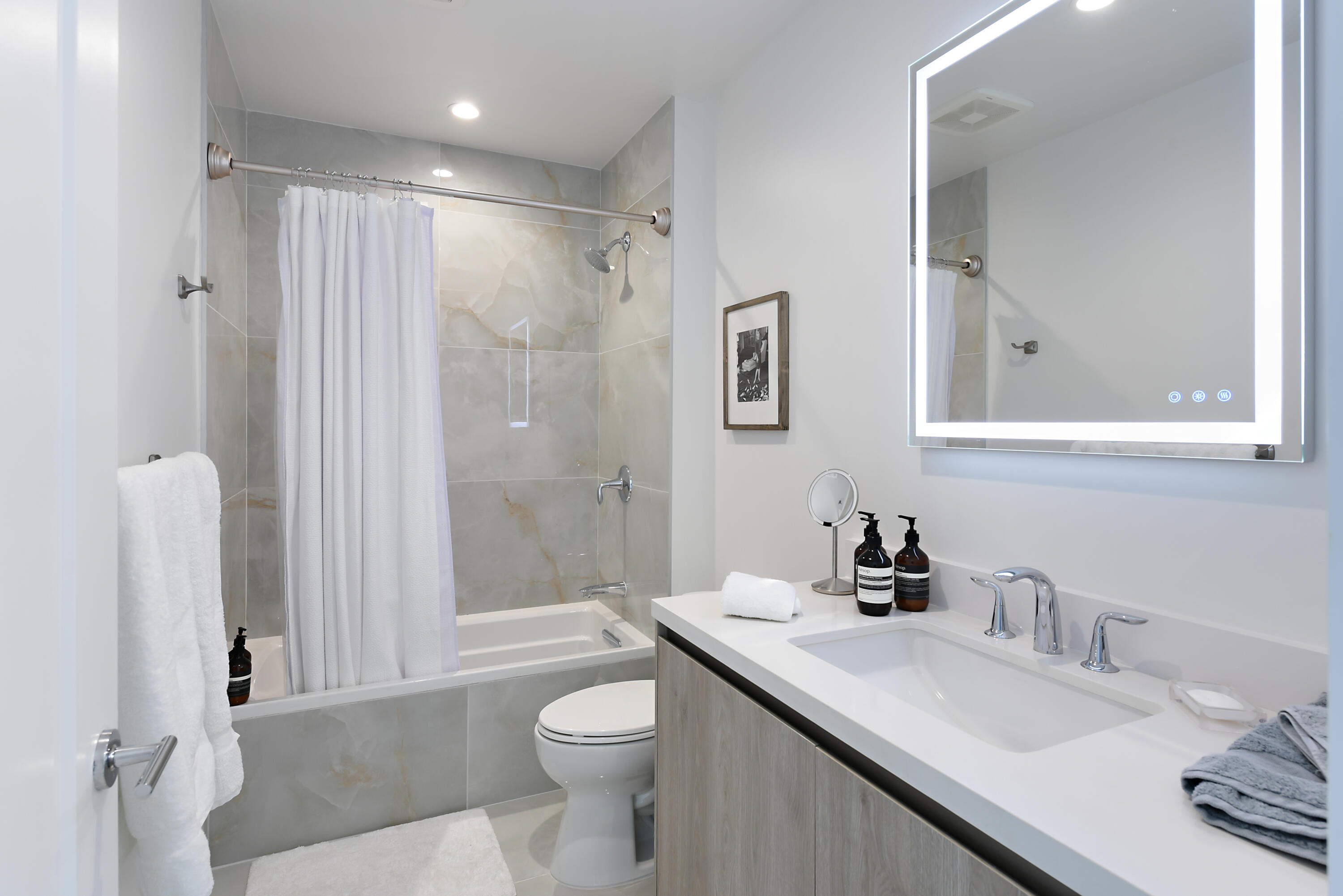 485 E Royal Palm #403, Boca Raton FL 33432