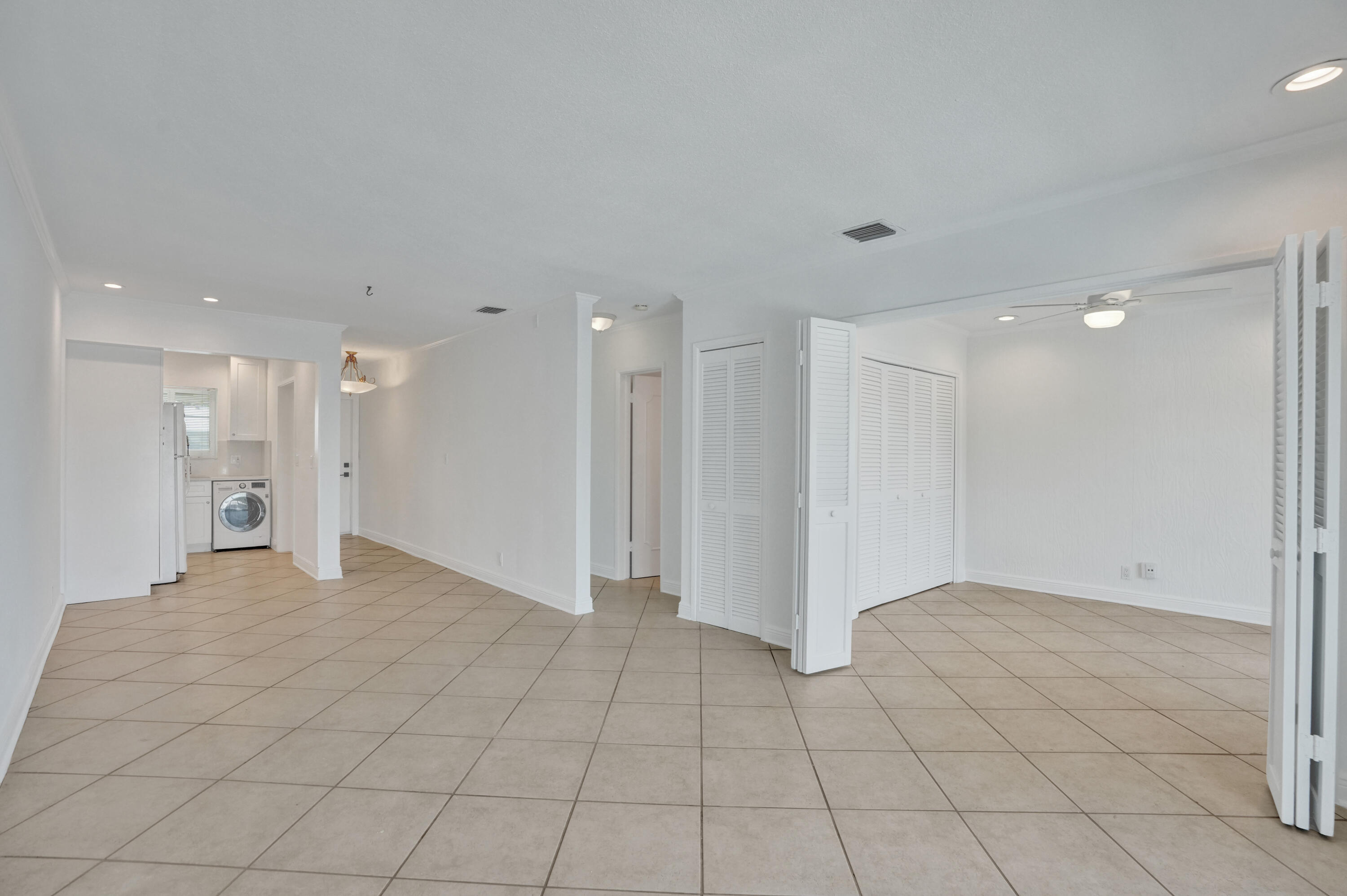 2311 NE 36th #2f, Lighthouse Point FL 33064