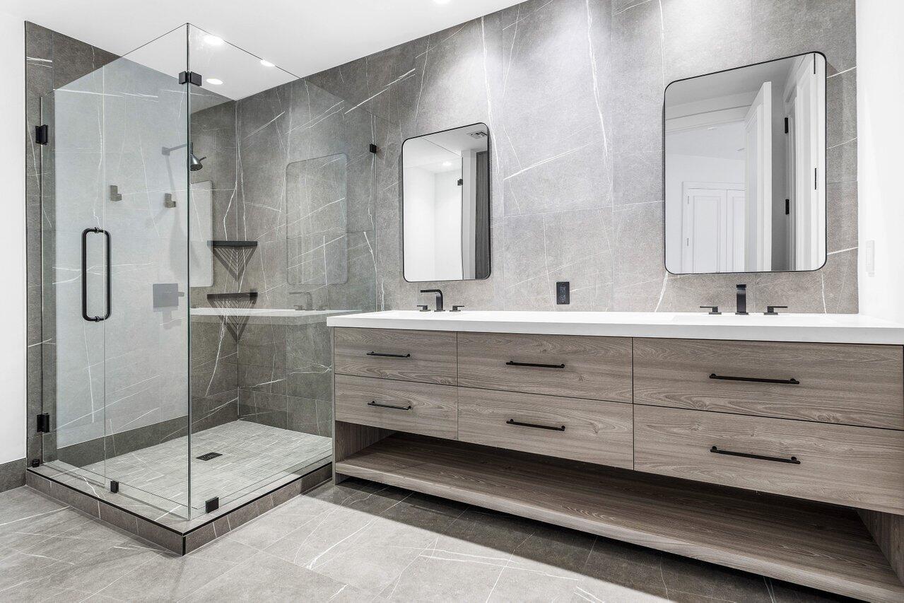 7383 Orangewood #501, Boca Raton FL 33433