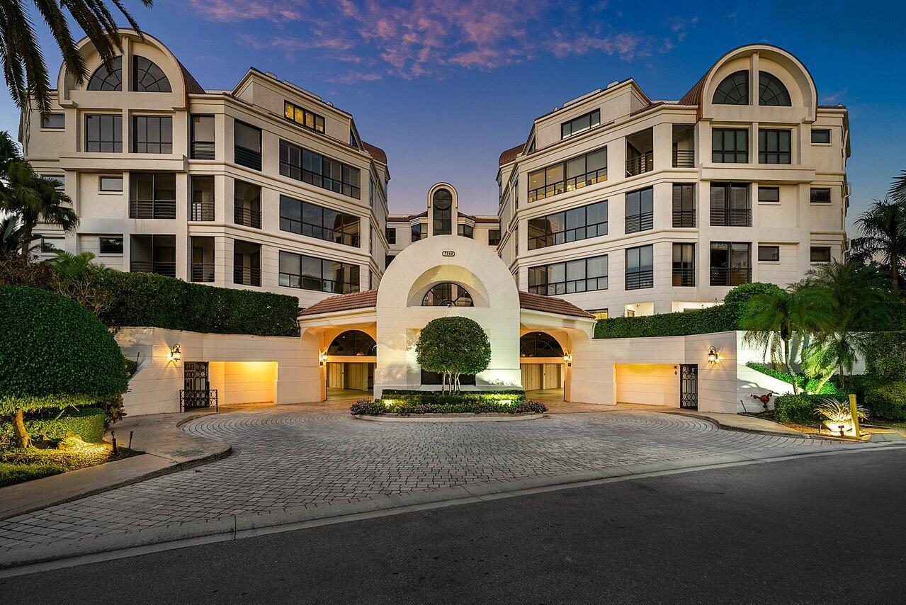 7383 Orangewood #501, Boca Raton FL 33433
