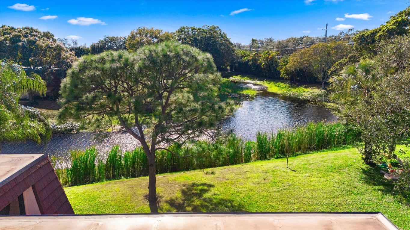 1907 19th, Palm Beach Gardens FL 33418