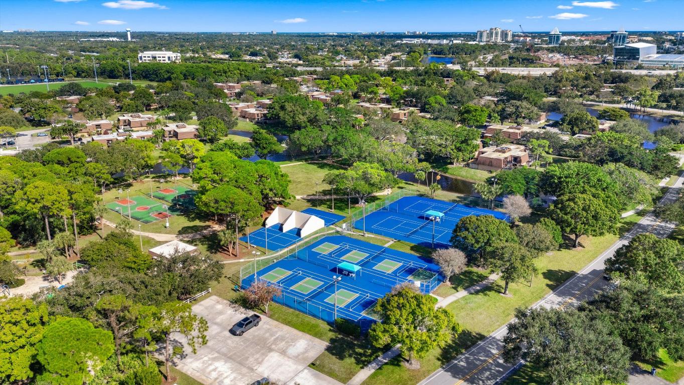 1907 19th, Palm Beach Gardens FL 33418