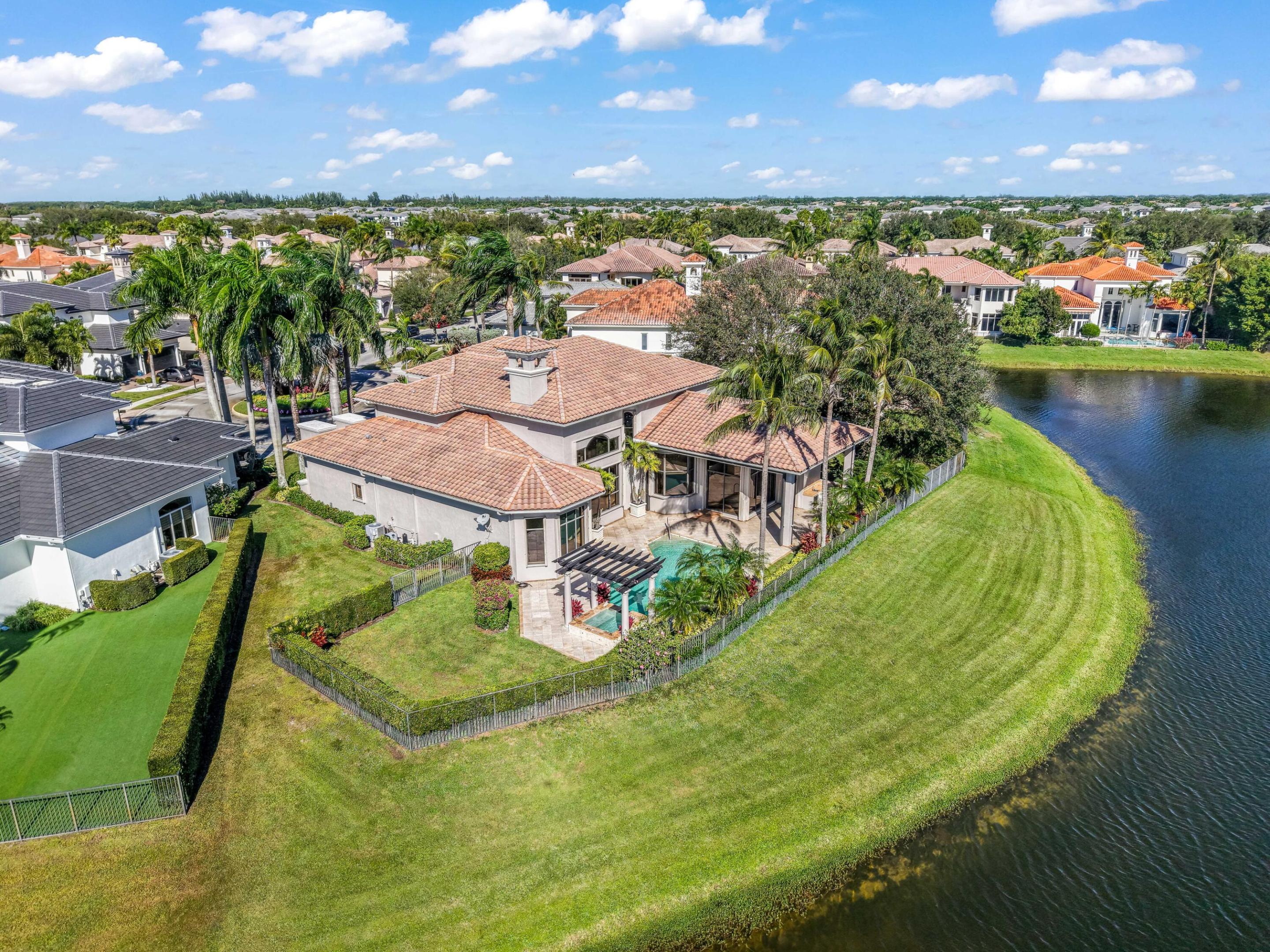 17602 Middle Lake, Boca Raton FL 33496