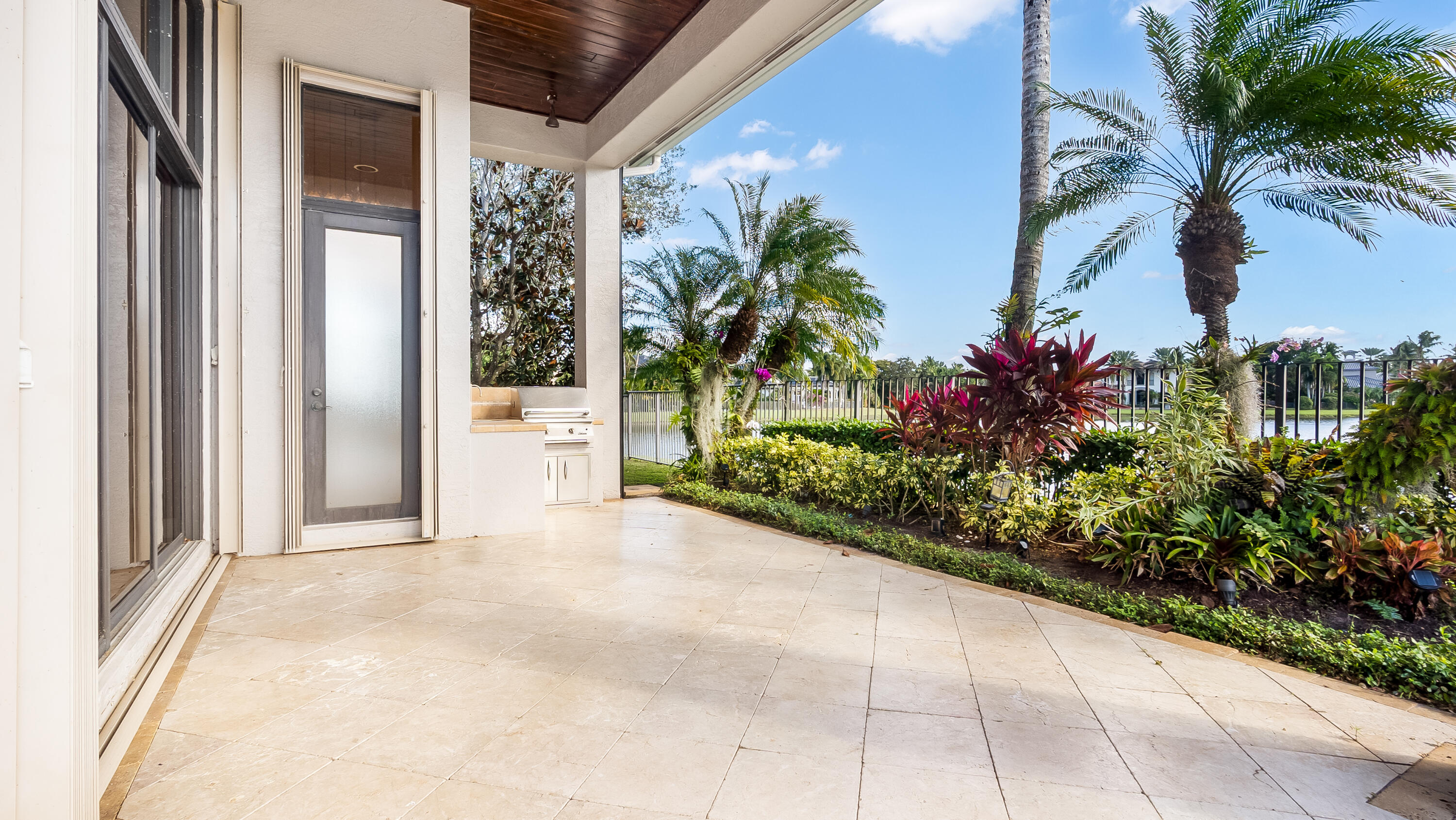 17602 Middle Lake, Boca Raton FL 33496