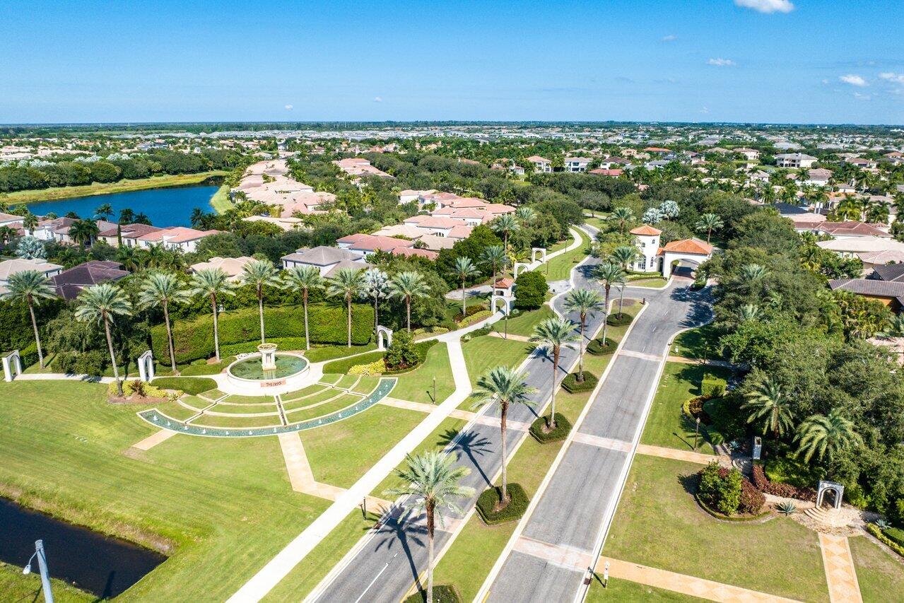 17602 Middle Lake, Boca Raton FL 33496