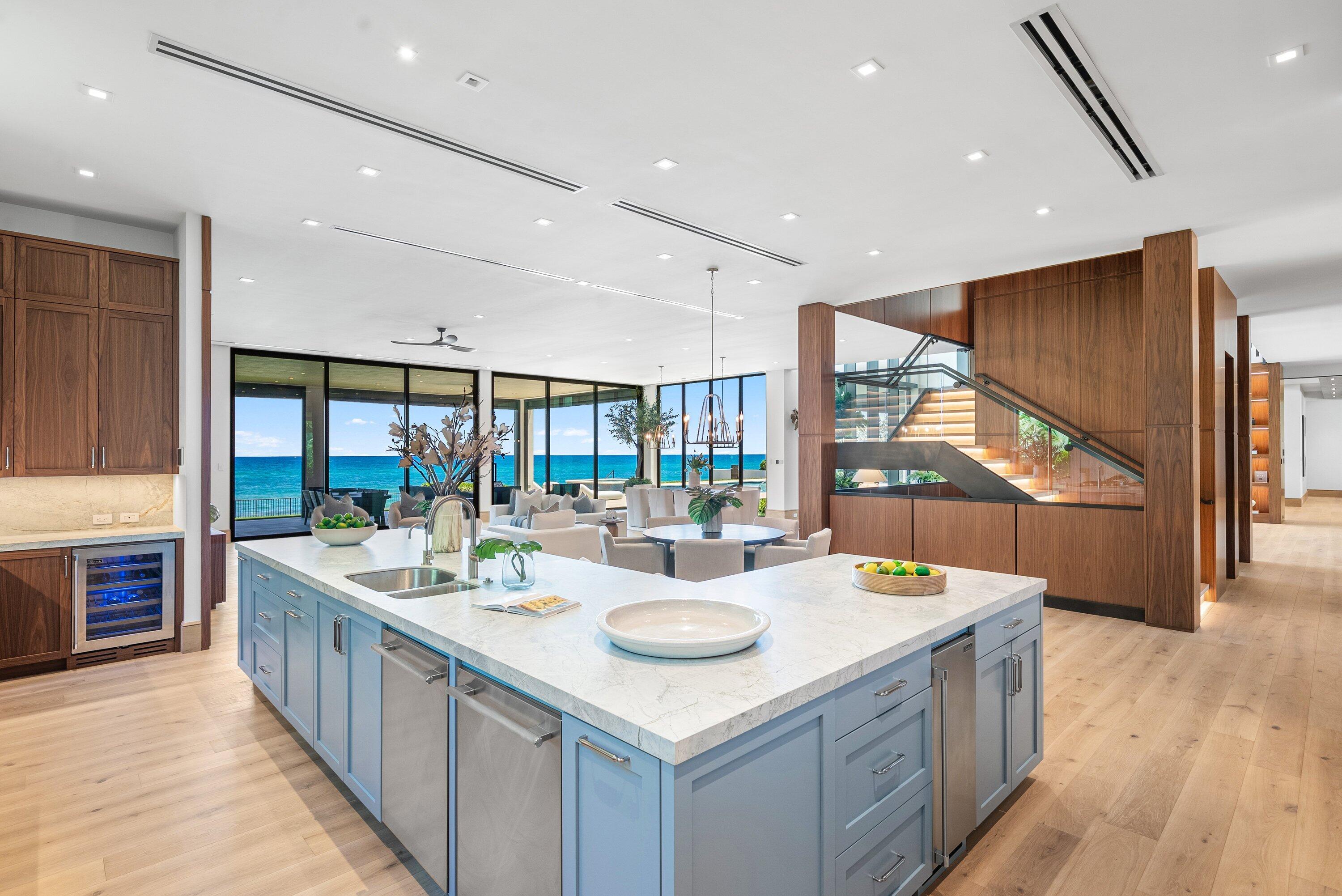 1260 S Ocean, Manalapan FL 33462