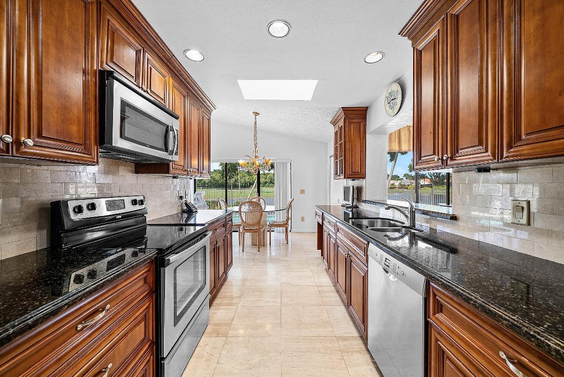 21459 Bridge View, Boca Raton FL 33428