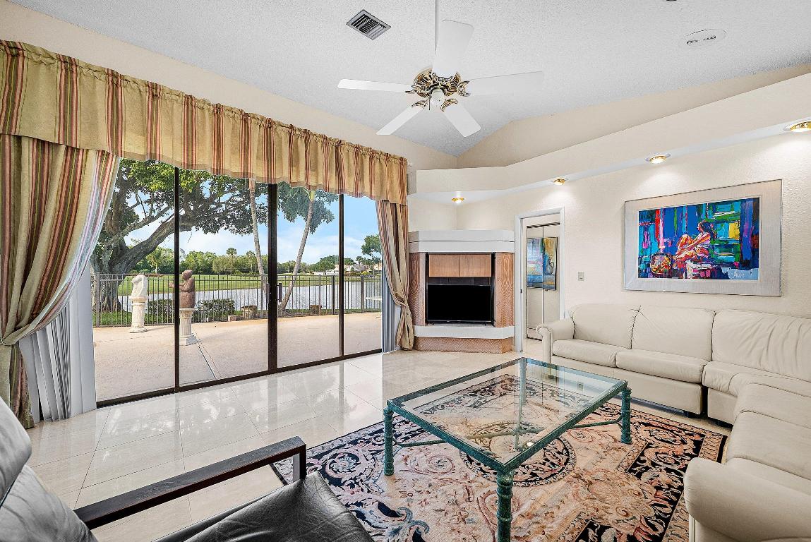 21459 Bridge View, Boca Raton FL 33428