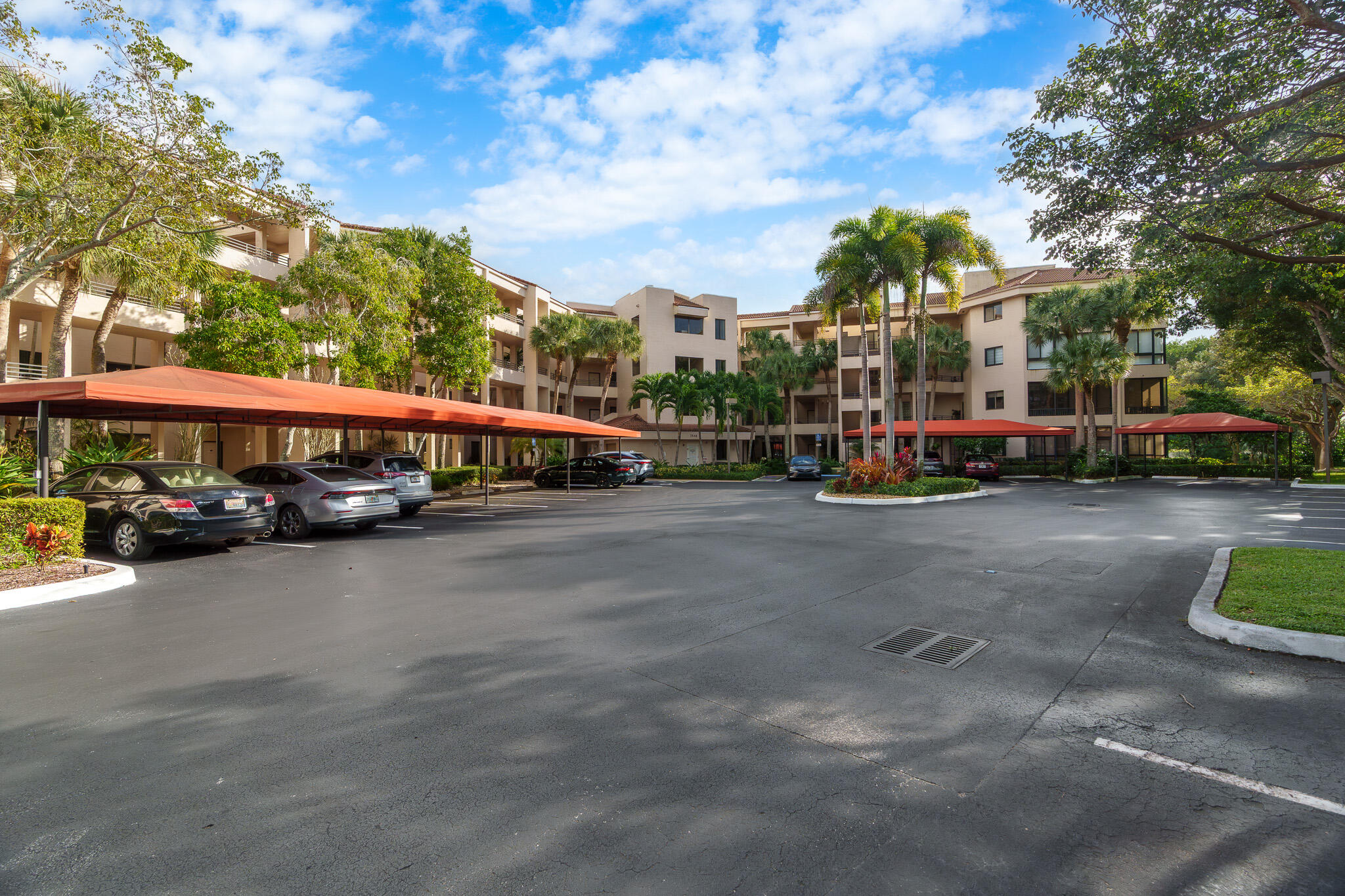 7546 La Paz Blvd #405, Boca Raton FL 33433
