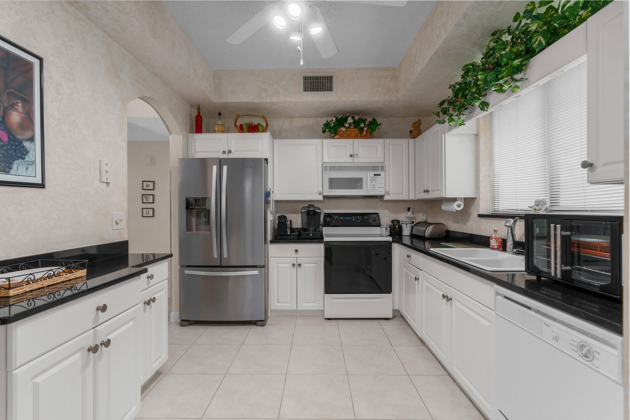 7546 La Paz Blvd #405, Boca Raton FL 33433
