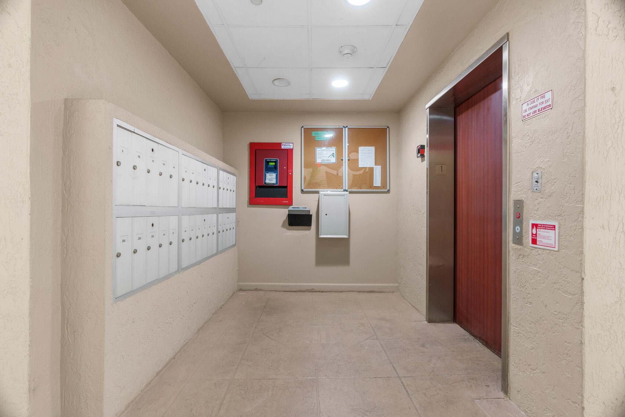 7546 La Paz Blvd #405, Boca Raton FL 33433