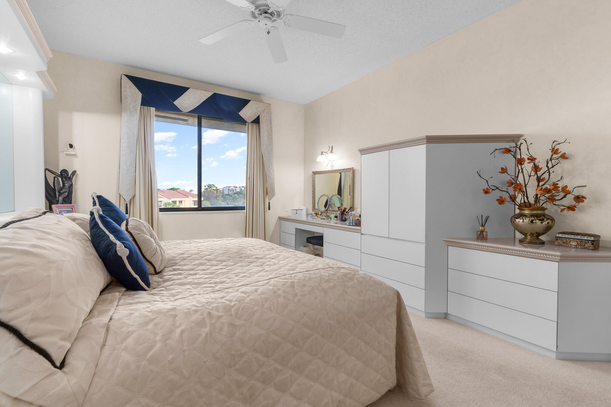 7546 La Paz Blvd #405, Boca Raton FL 33433