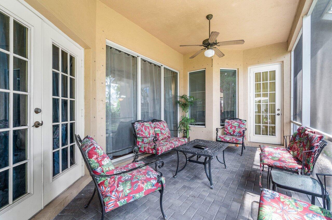 146 Fernwood, Royal Palm Beach FL 33411