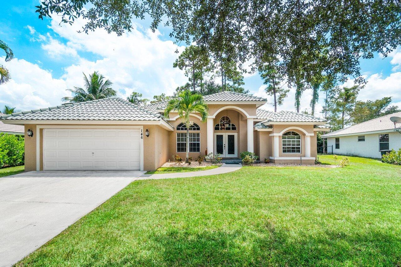 146 Fernwood, Royal Palm Beach FL 33411