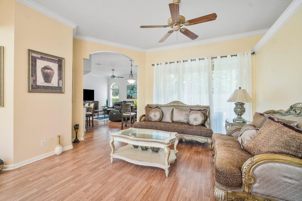 146 Fernwood, Royal Palm Beach FL 33411