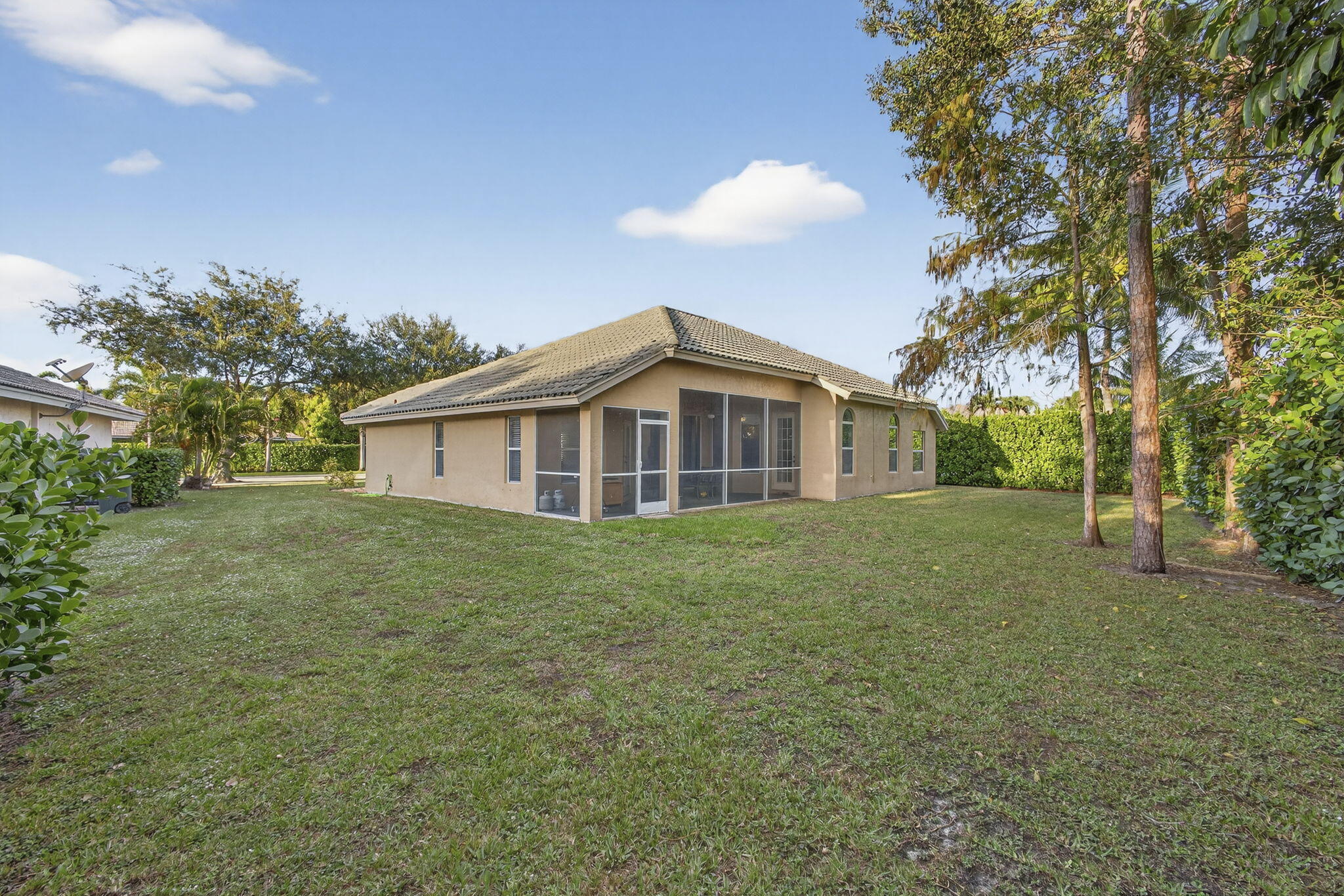146 Fernwood, Royal Palm Beach FL 33411