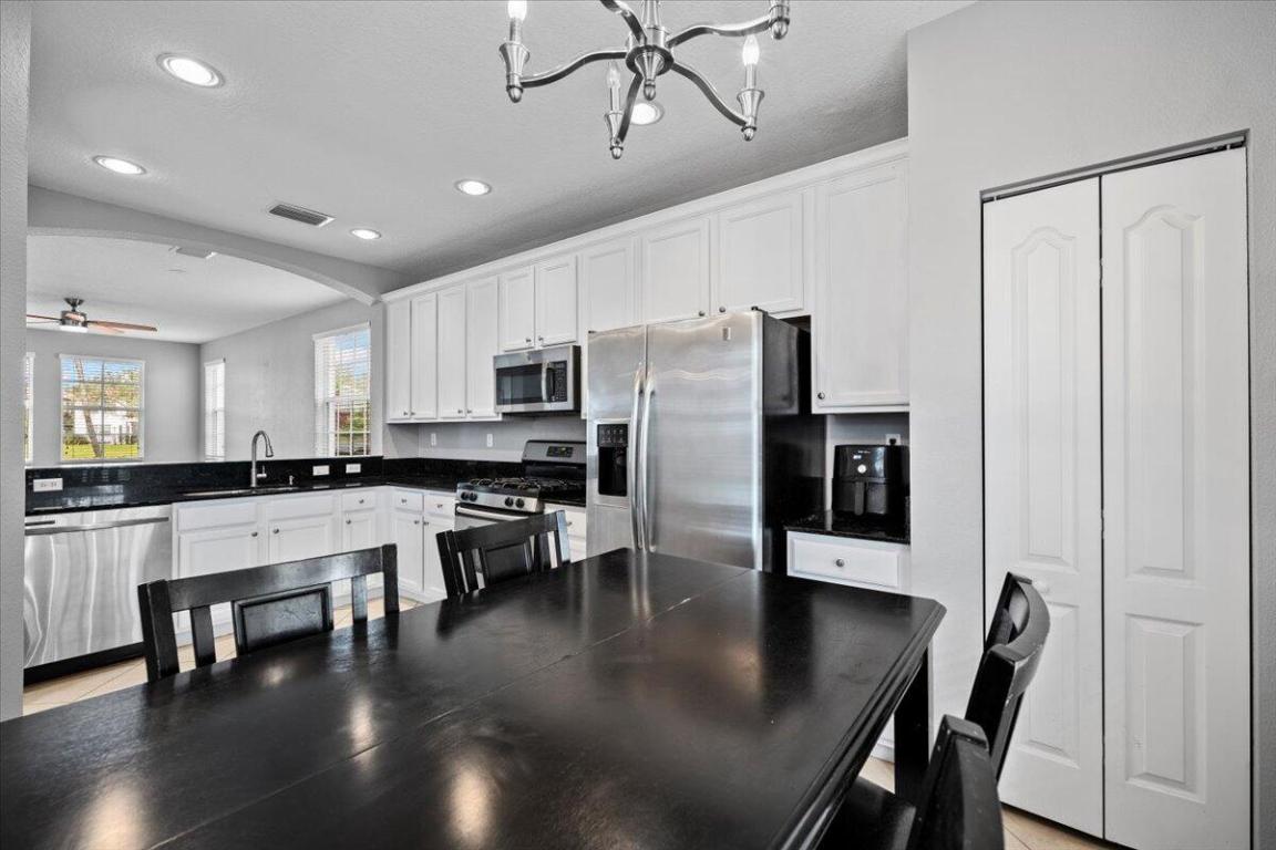 647 Castle, Palm Beach Gardens FL 33410