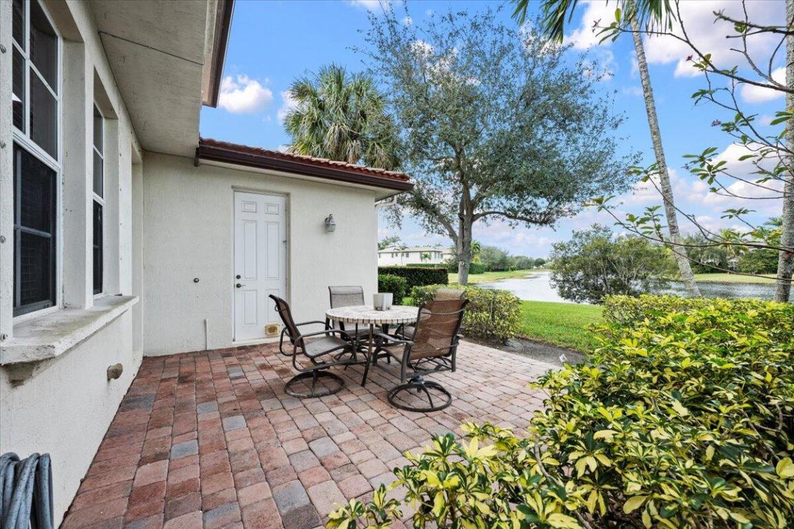 647 Castle, Palm Beach Gardens FL 33410