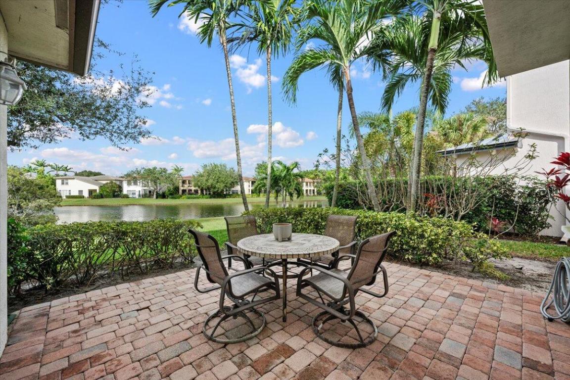 647 Castle, Palm Beach Gardens FL 33410