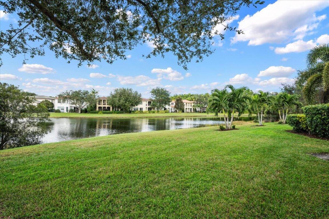 647 Castle, Palm Beach Gardens FL 33410
