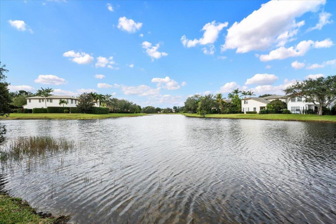647 Castle, Palm Beach Gardens FL 33410