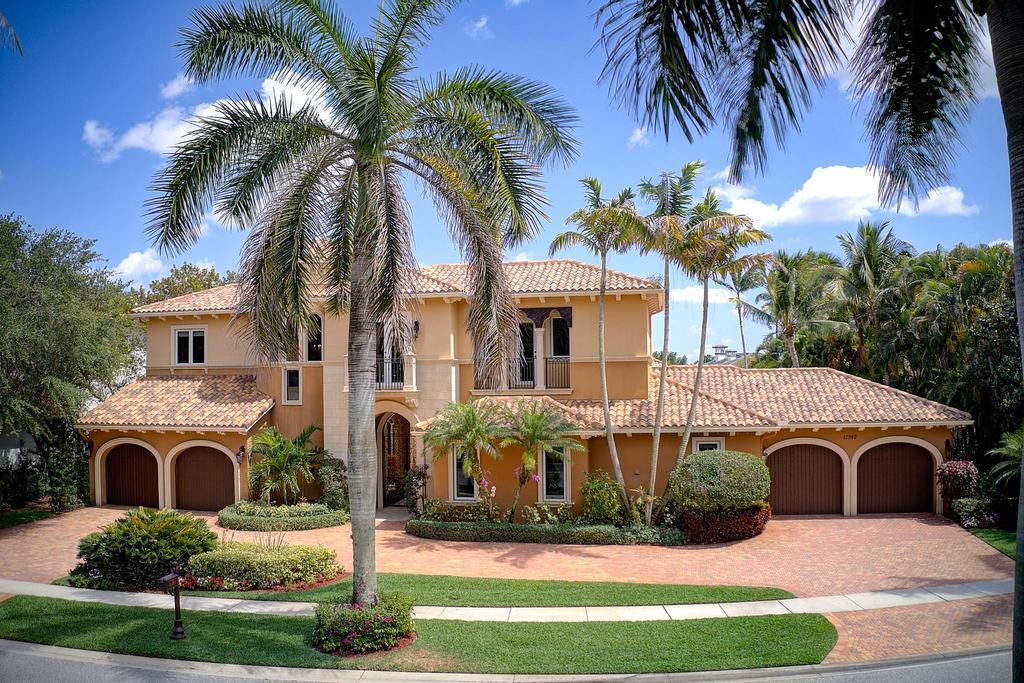 17542 Grand Este, Boca Raton FL 33496