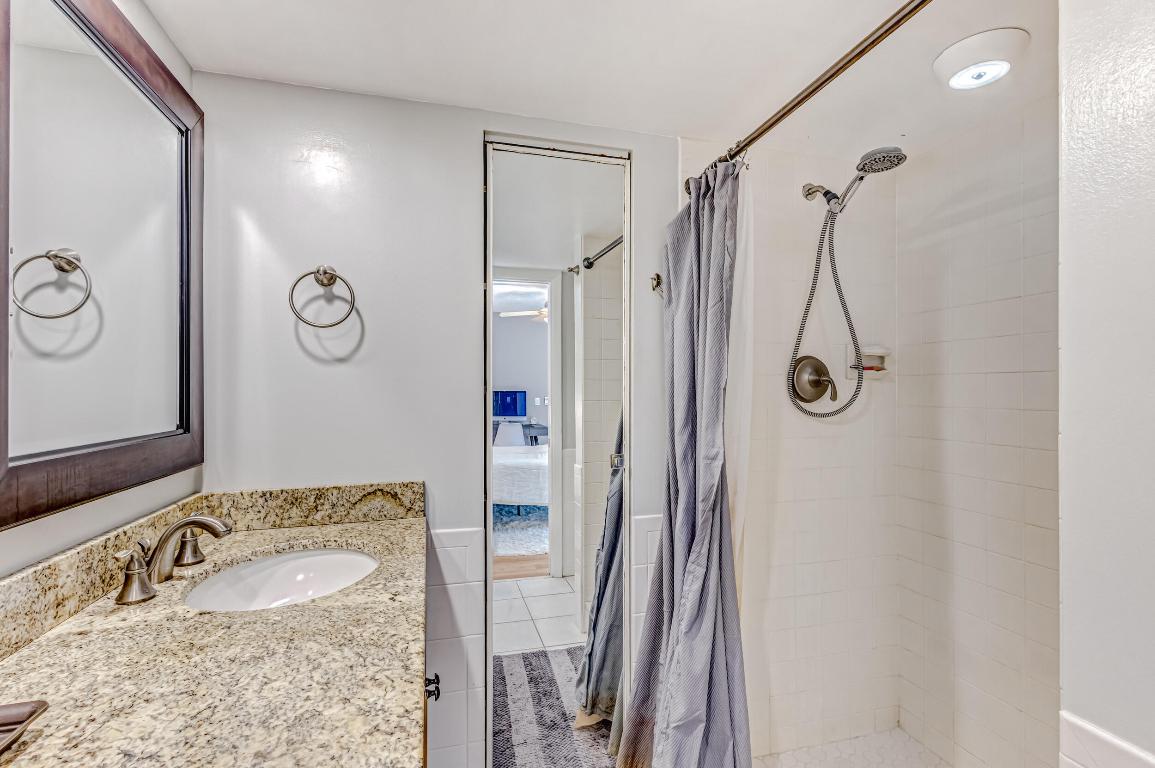 423 4th, Palm Beach Gardens FL 33410