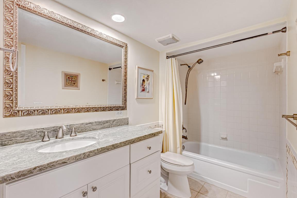 423 4th, Palm Beach Gardens FL 33410