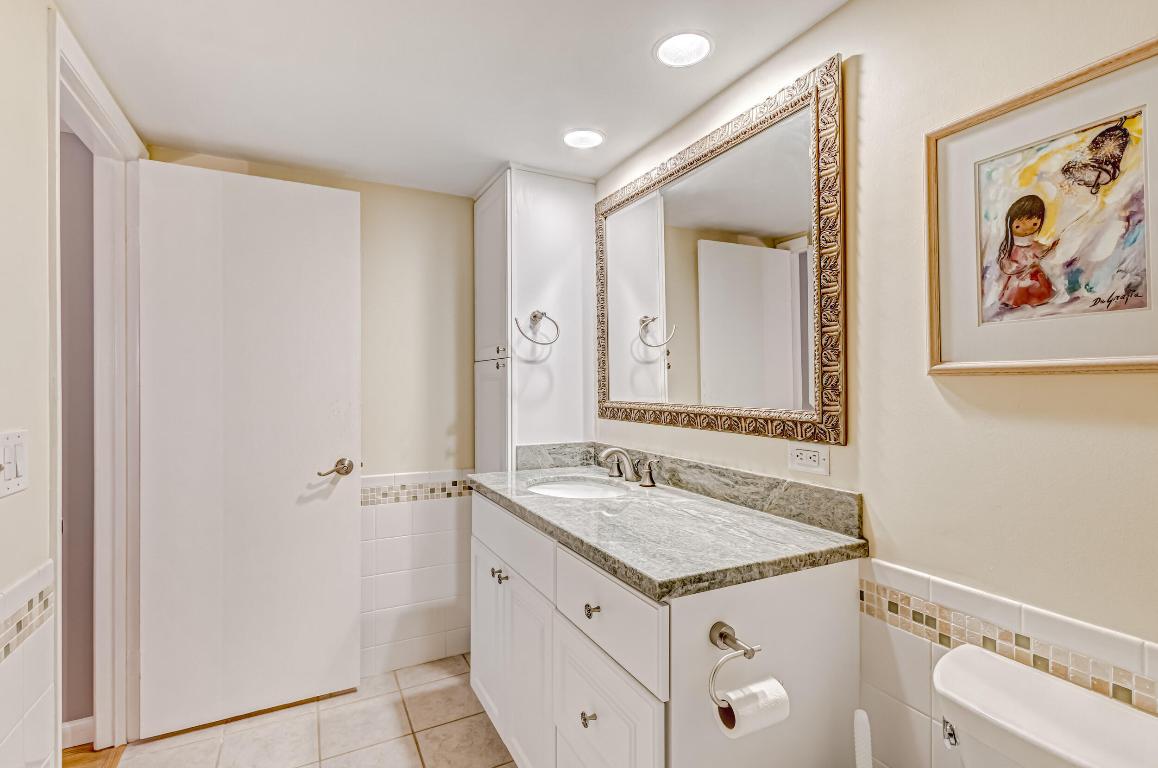 423 4th, Palm Beach Gardens FL 33410
