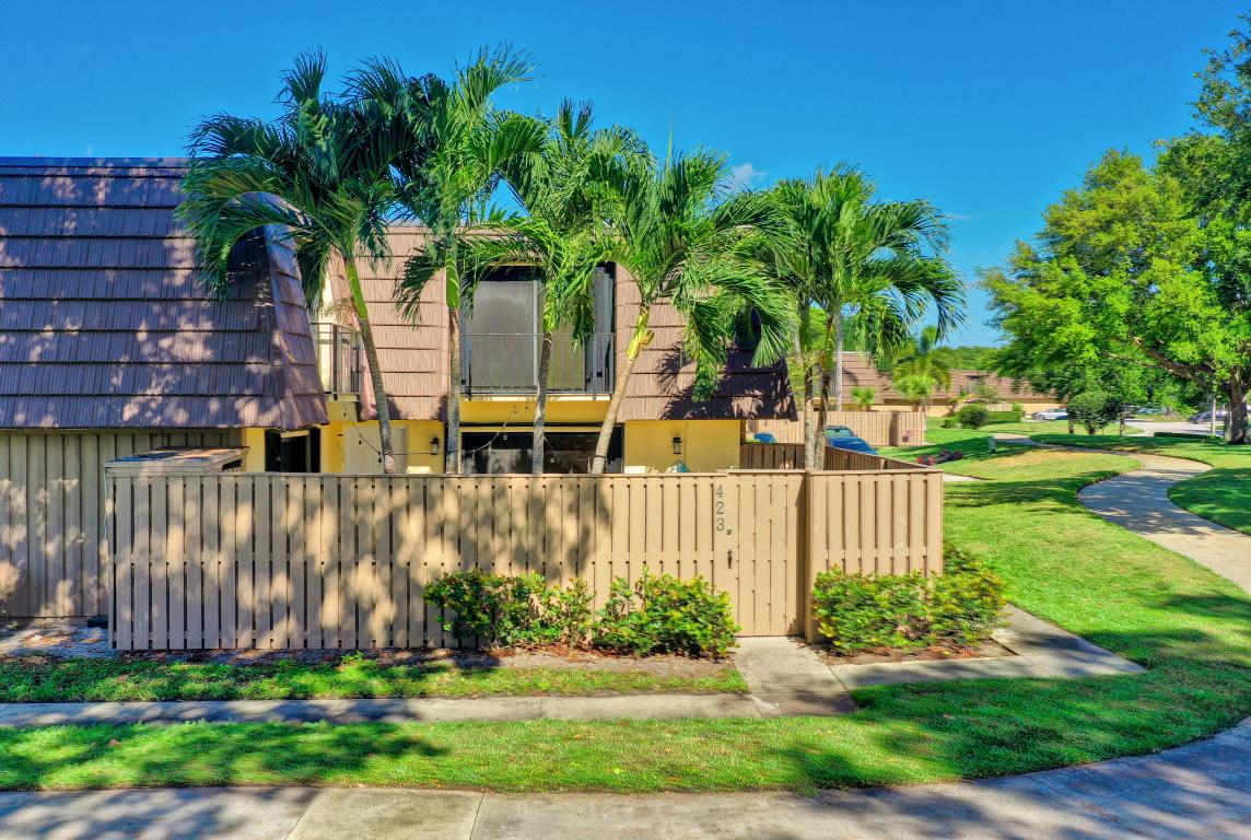 423 4th, Palm Beach Gardens FL 33410