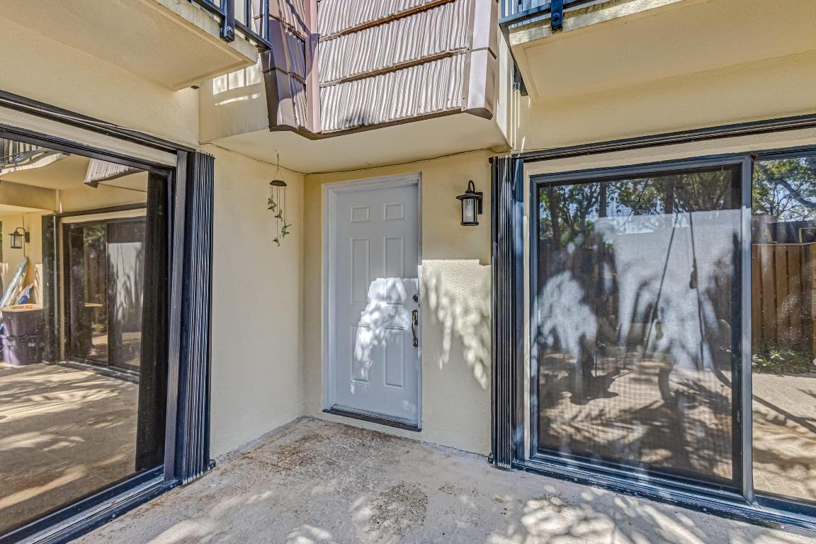 423 4th, Palm Beach Gardens FL 33410