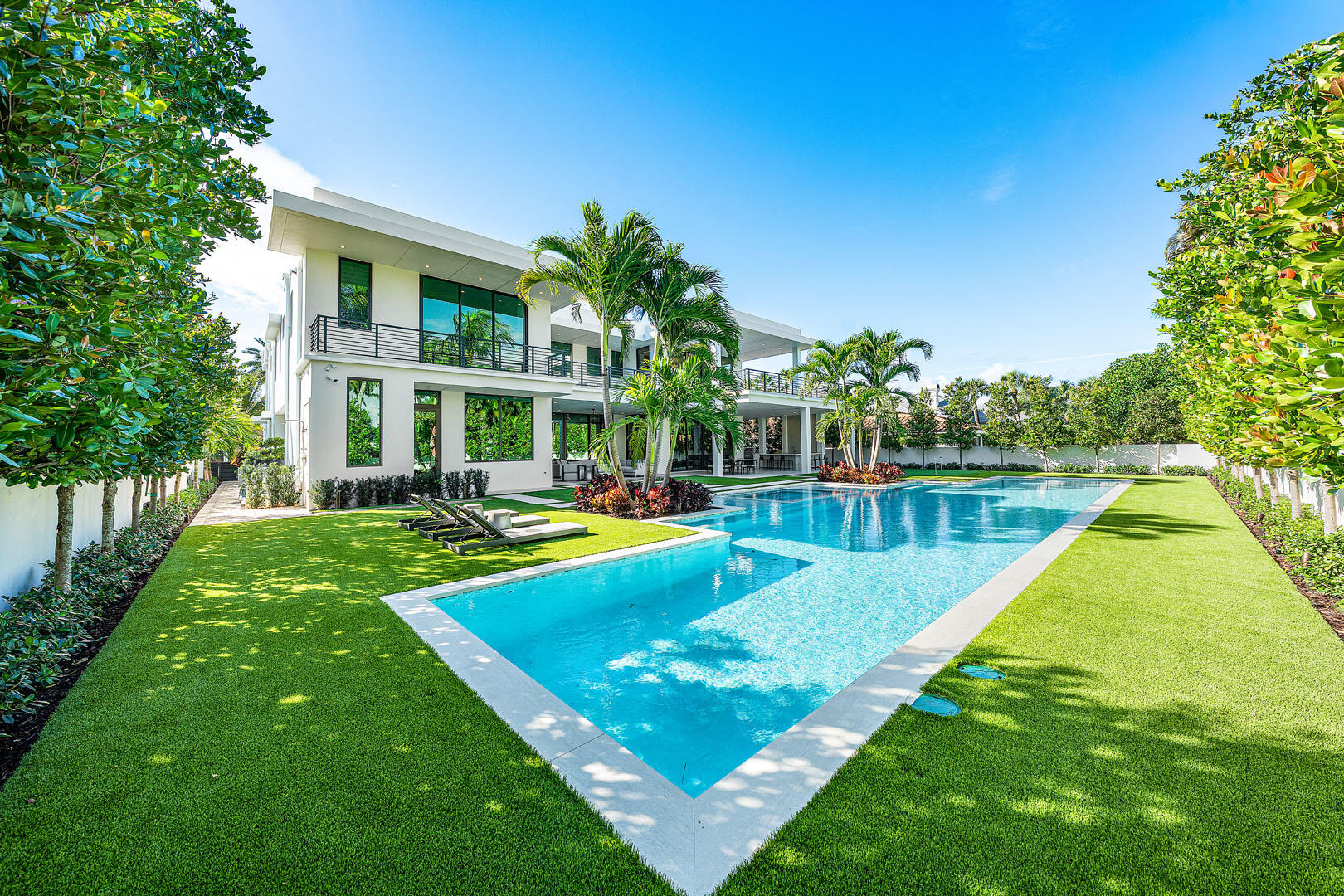 481 Thatch Palm, Boca Raton FL 33432