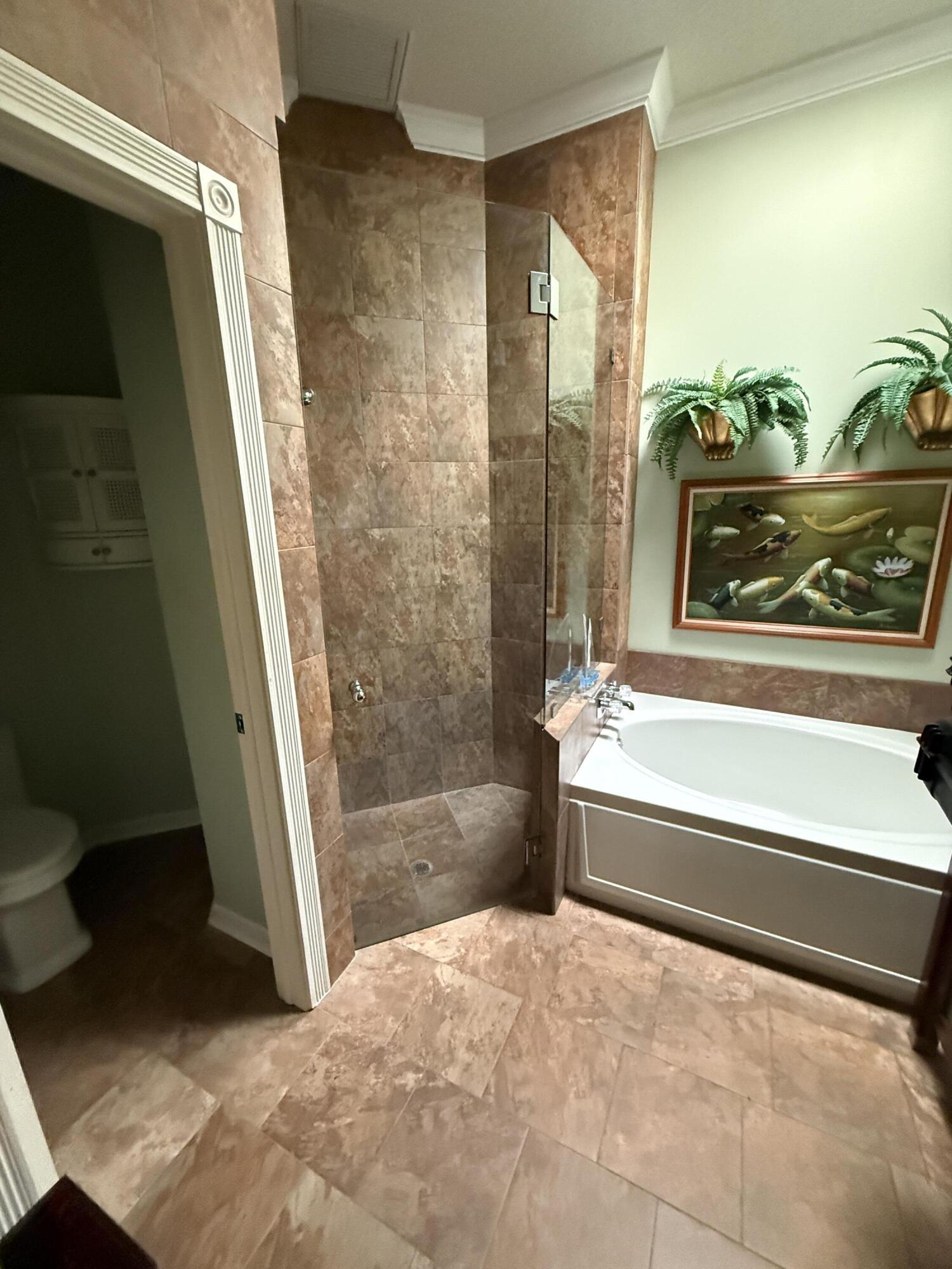 222 E Tall Oaks, Palm Beach Gardens FL 33410