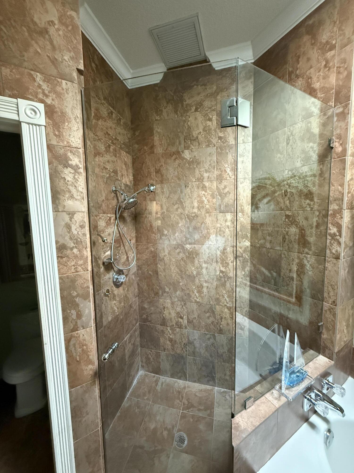 222 E Tall Oaks, Palm Beach Gardens FL 33410