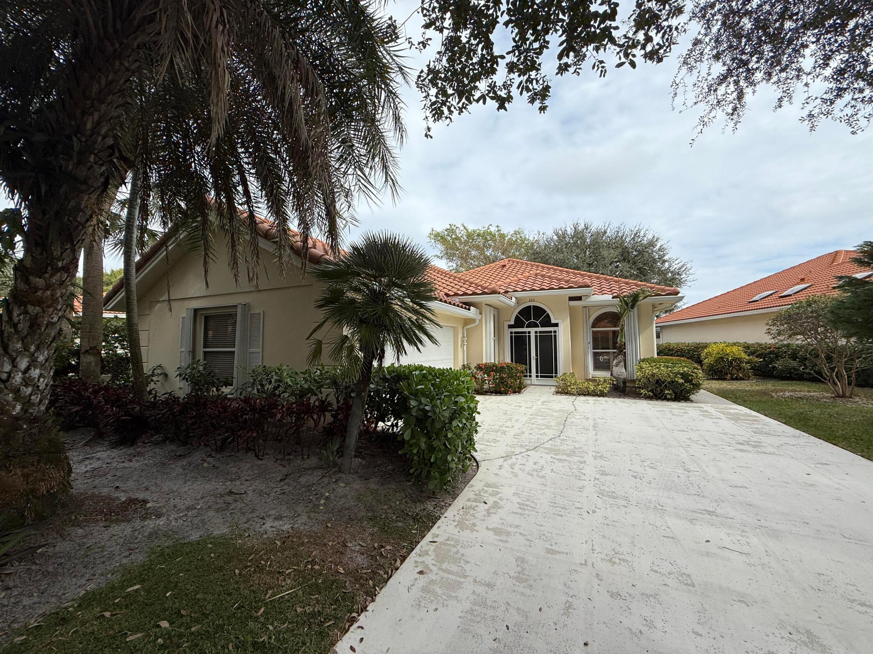 222 E Tall Oaks, Palm Beach Gardens FL 33410