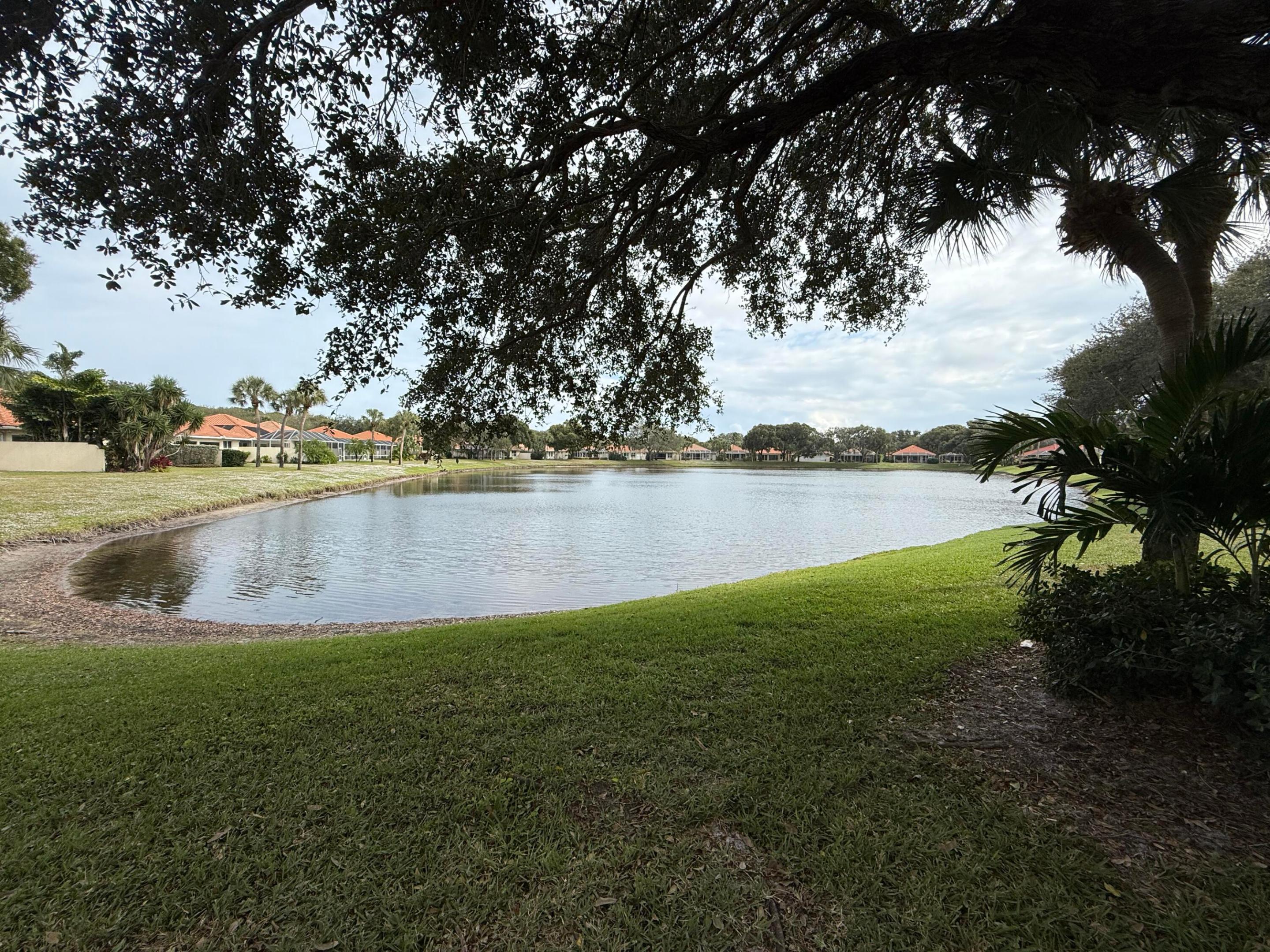 222 E Tall Oaks, Palm Beach Gardens FL 33410