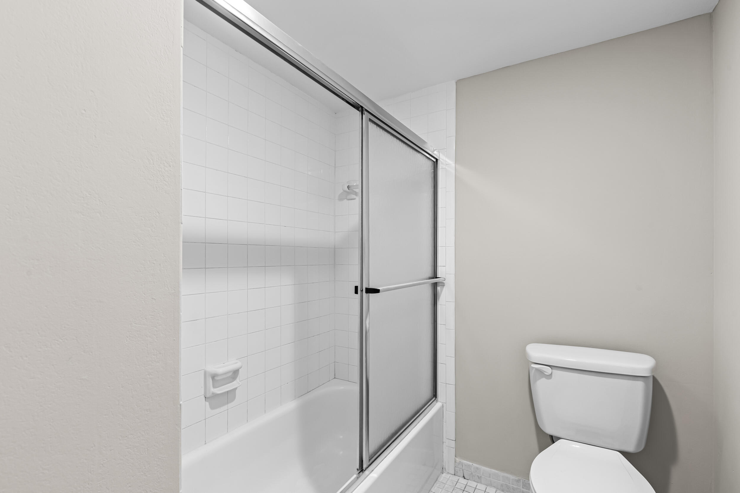 9270 Vista Del Lago #E27, Boca Raton FL 33428