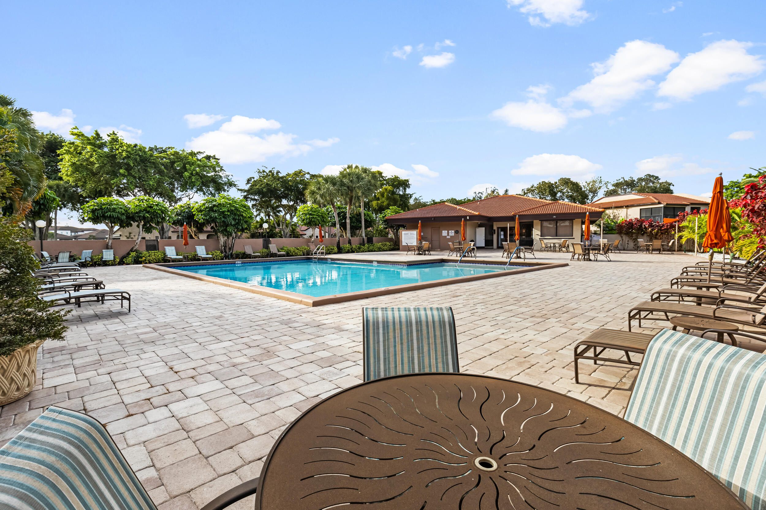 9270 Vista Del Lago #E27, Boca Raton FL 33428