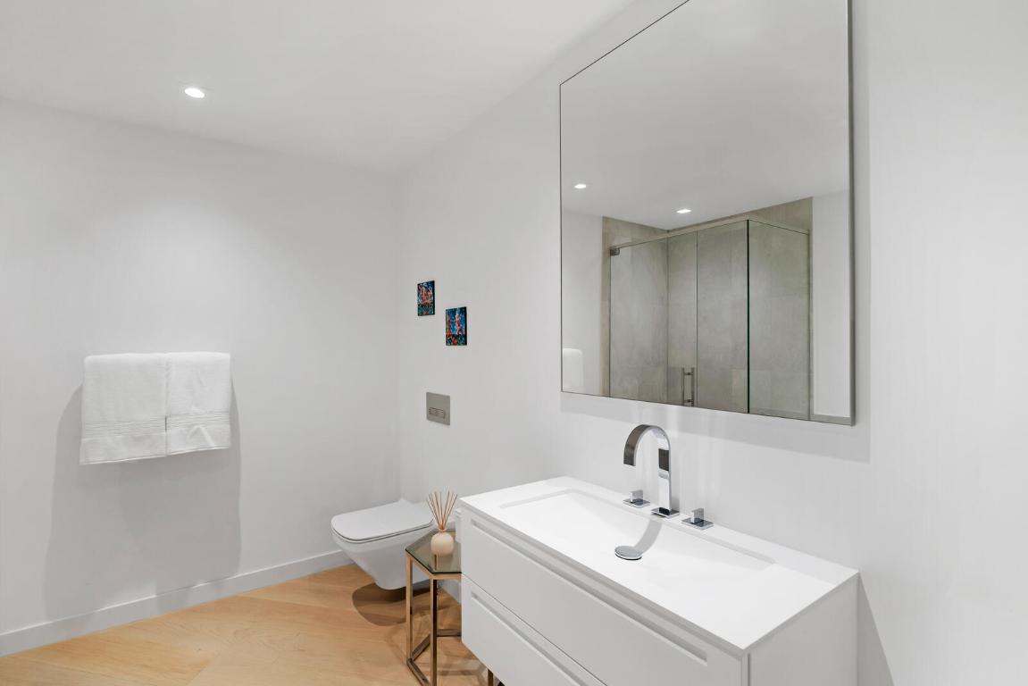 6800 Fisher Island #6823, Miami Beach FL 33109