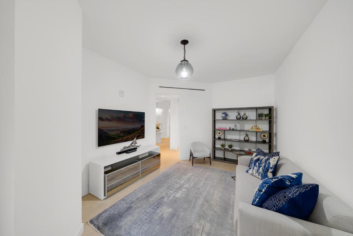 6800 Fisher Island #6823, Miami Beach FL 33109