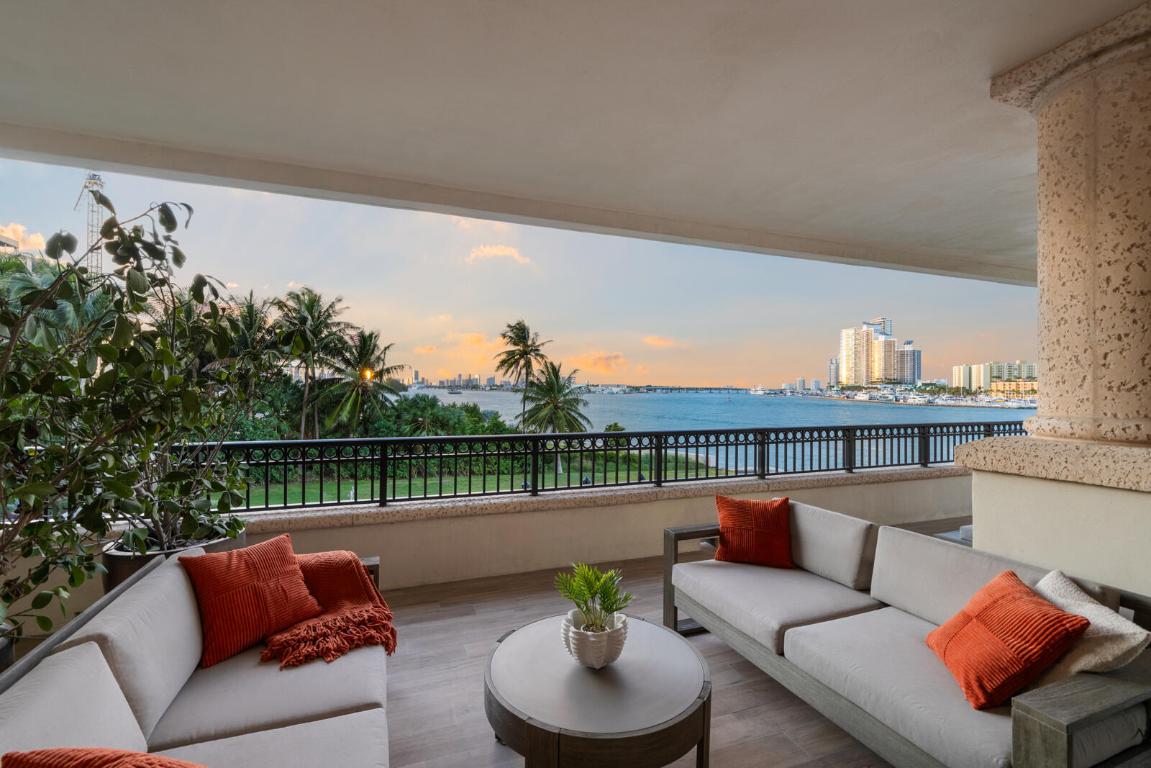 6800 Fisher Island #6823, Miami Beach FL 33109
