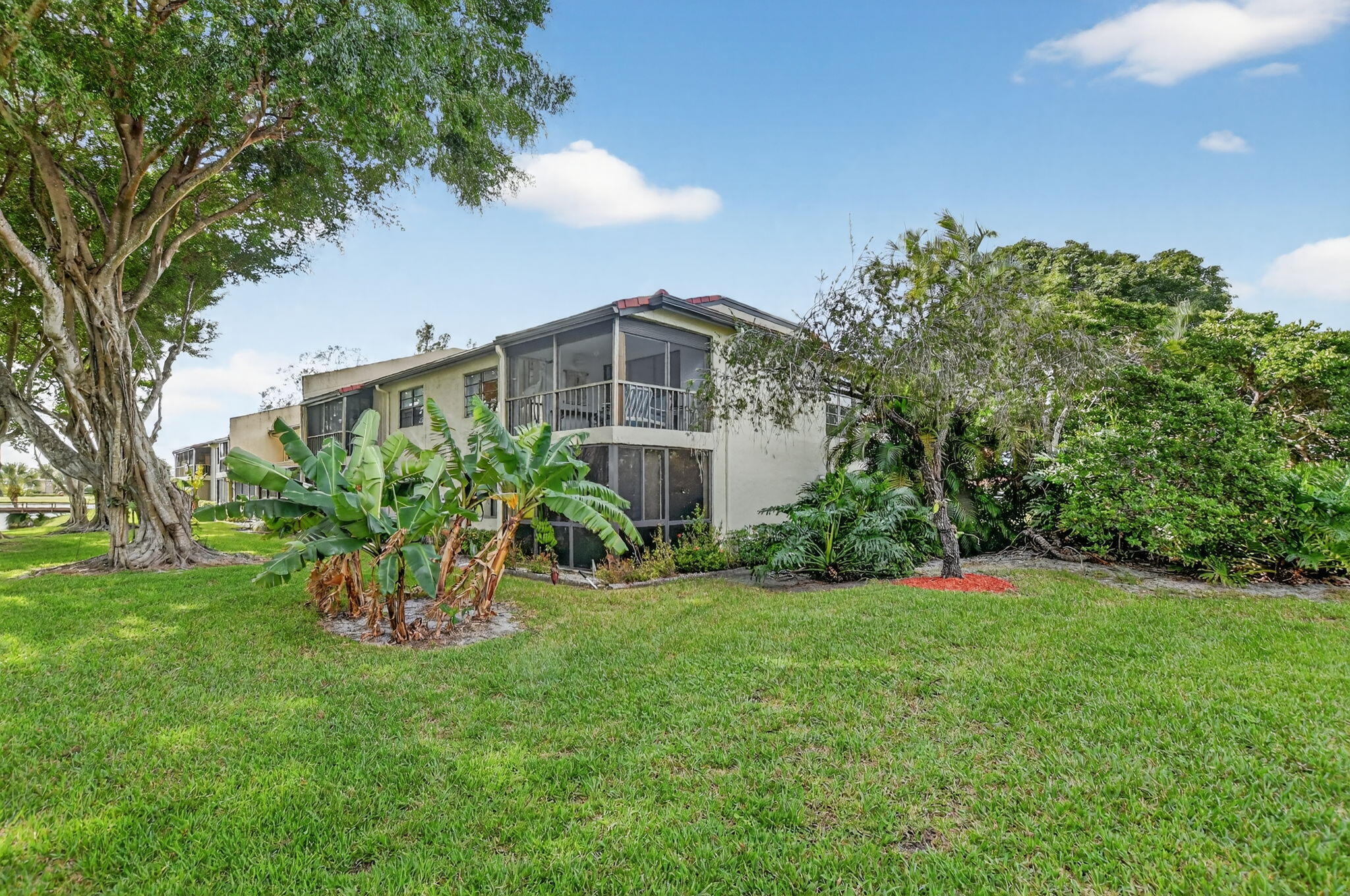 8310 Casa Del Lago #1b, Boca Raton FL 33433