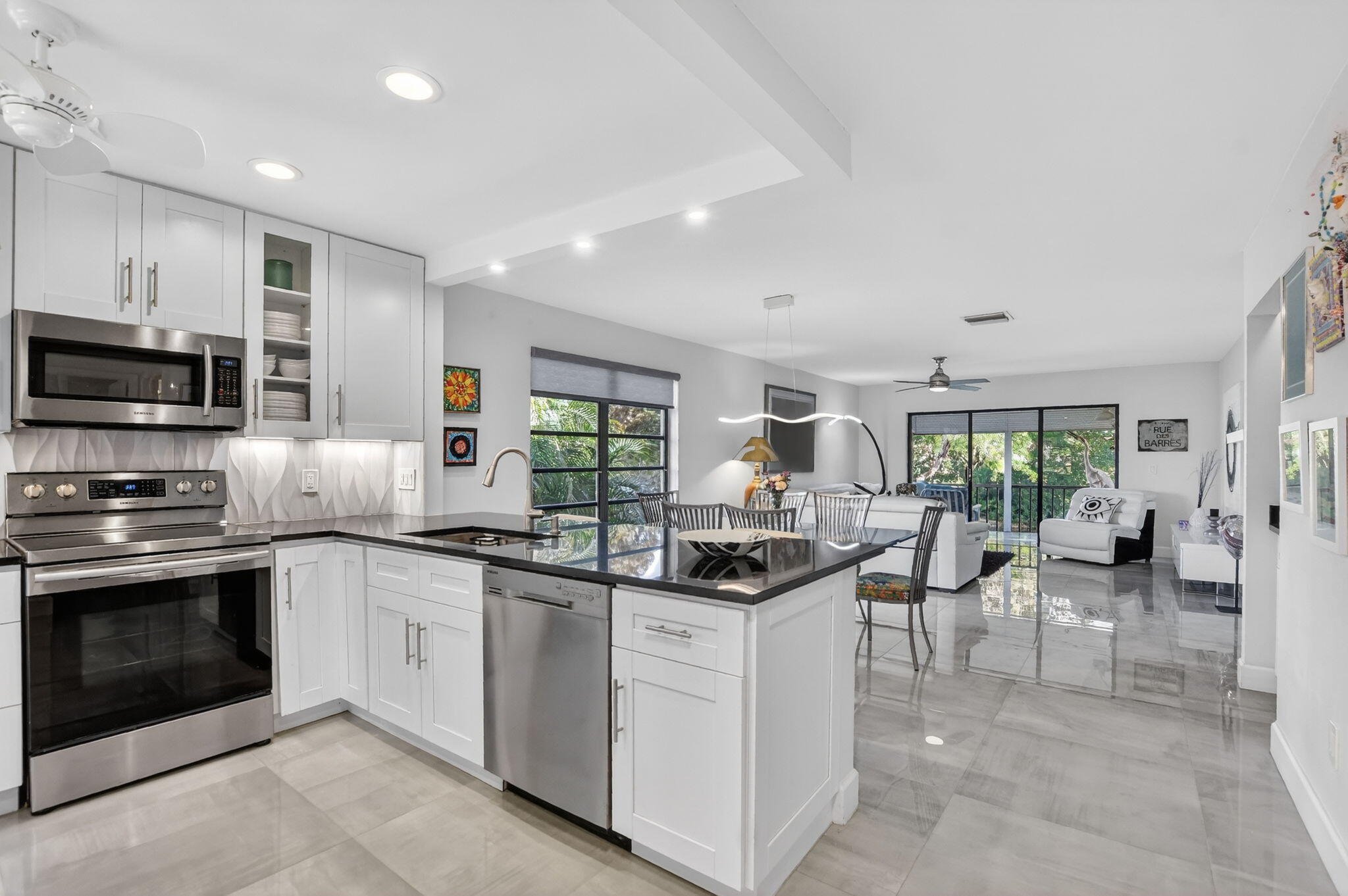 8310 Casa Del Lago #1b, Boca Raton FL 33433