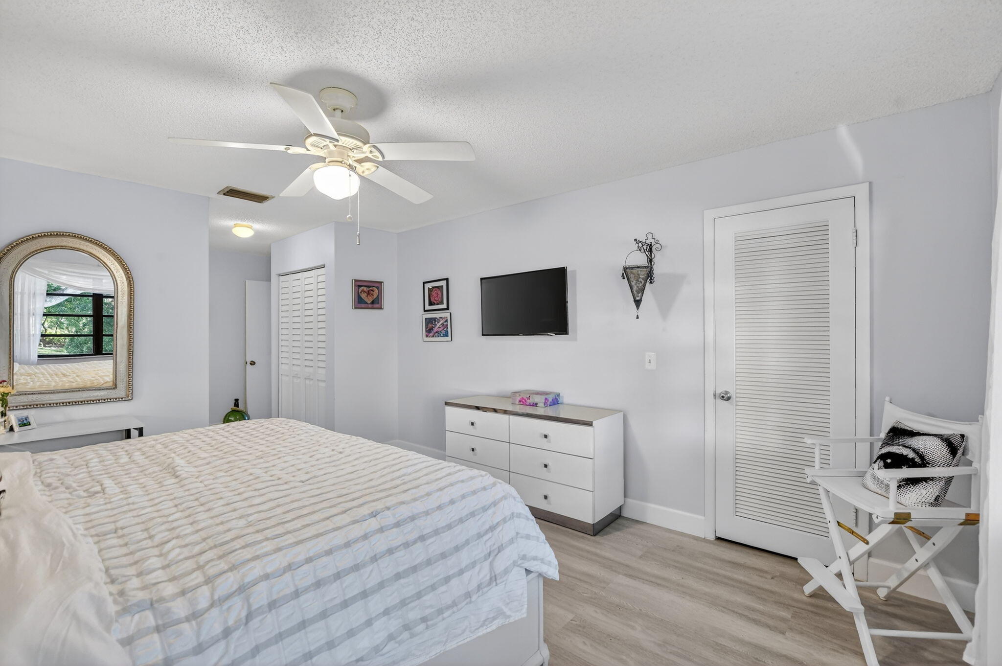 8310 Casa Del Lago #1b, Boca Raton FL 33433